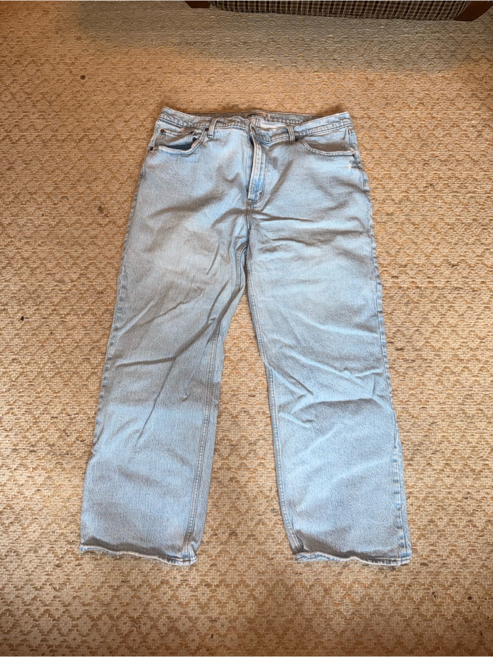 Abercrombie & Fitch Light Wash Relaxed Fit Jeans